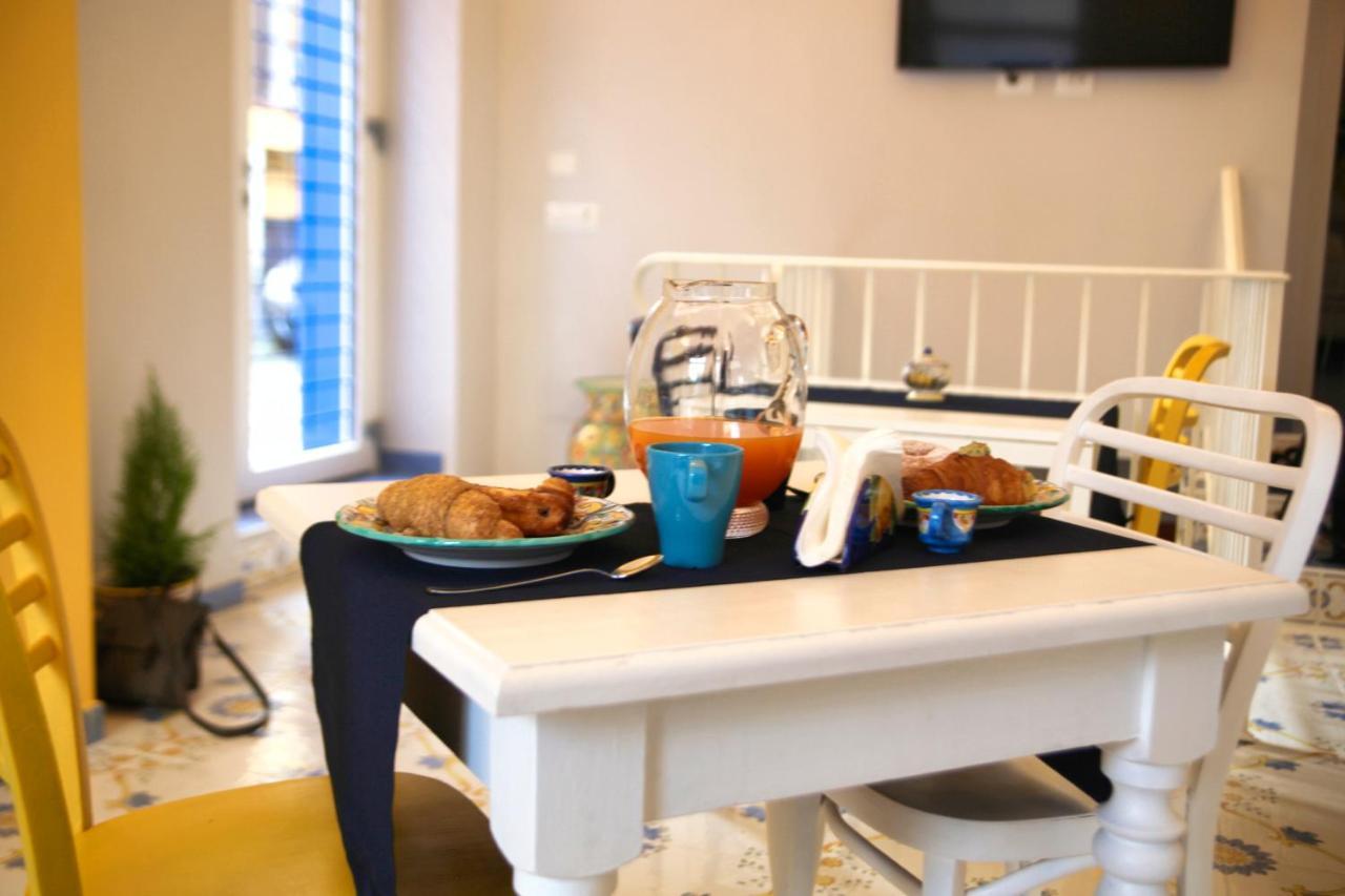 Domus Vilu Bed and Breakfast Nocera Superiore Eksteriør billede
