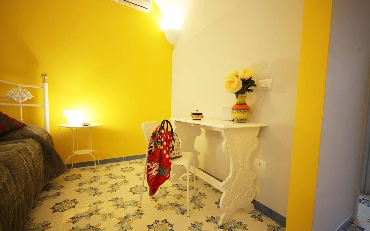 Domus Vilu Bed and Breakfast Nocera Superiore Eksteriør billede